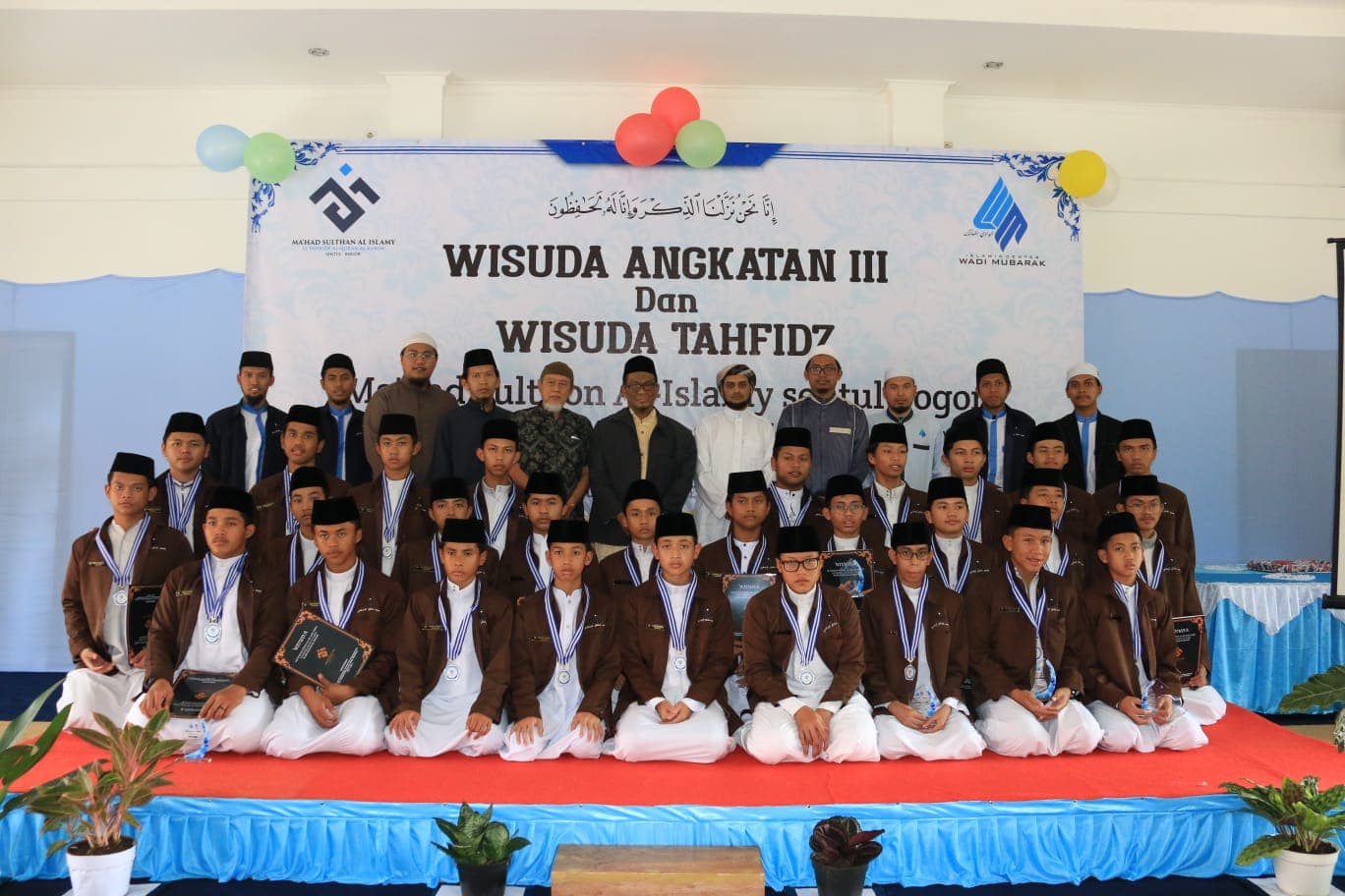 Wisuda Angkatan III dan Wisuda Tahfizh Ma’had Sulthon Al-Islamy