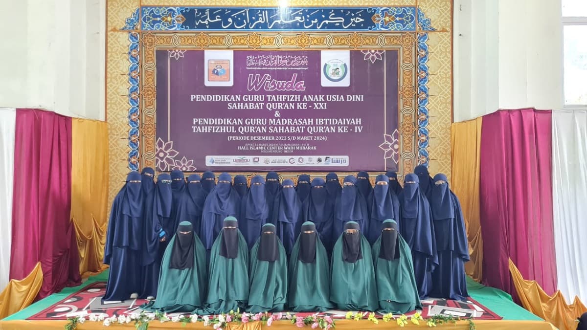 Yasaqu Gelar Wisuda PG-TAUD XXI/PG-MIT IV