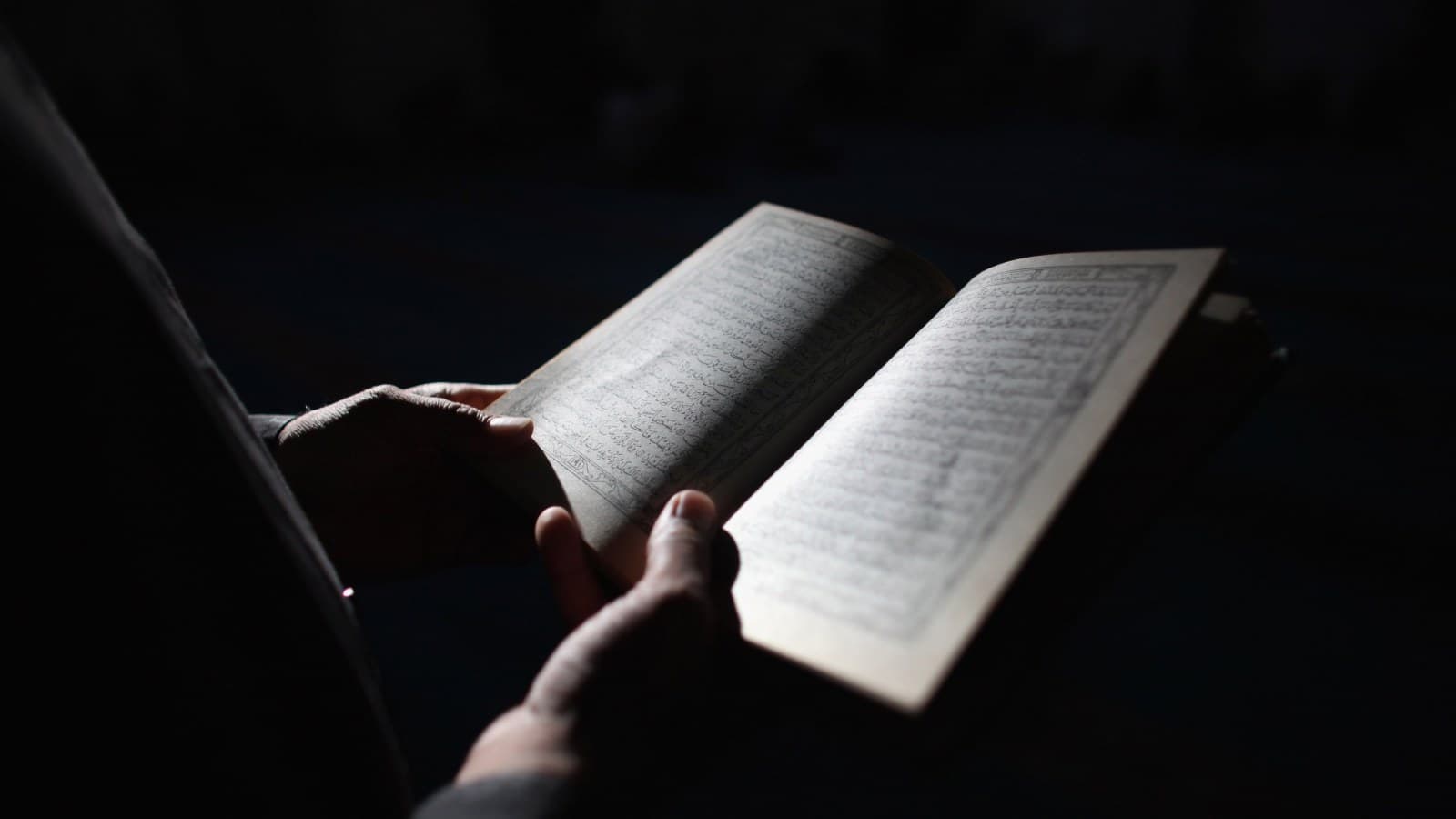 KEUTAMAAN MEMBACA AL-QUR’AN (Bag. V)