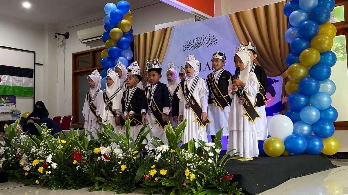 TAUD SaQu Pondok Kopi Laksanakan Wisuda ke-2, Lepas 13 Wisudawan
