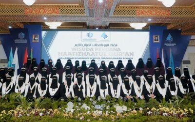 Wisuda Akbar 2025 Mahabbah Boarding School: Cetak Generasi Qur’ani Penopang Peradaban 8 11M Photography 263