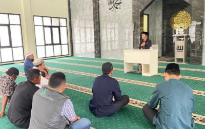 Belajar Mengaji dari Nol: Wadi Mubarak Gelar Kajian Tahsin Surat Al-Fatihah di Masjid Darul Iman Sumedang 2 TK-Islam-terbaik-di-Sumedang