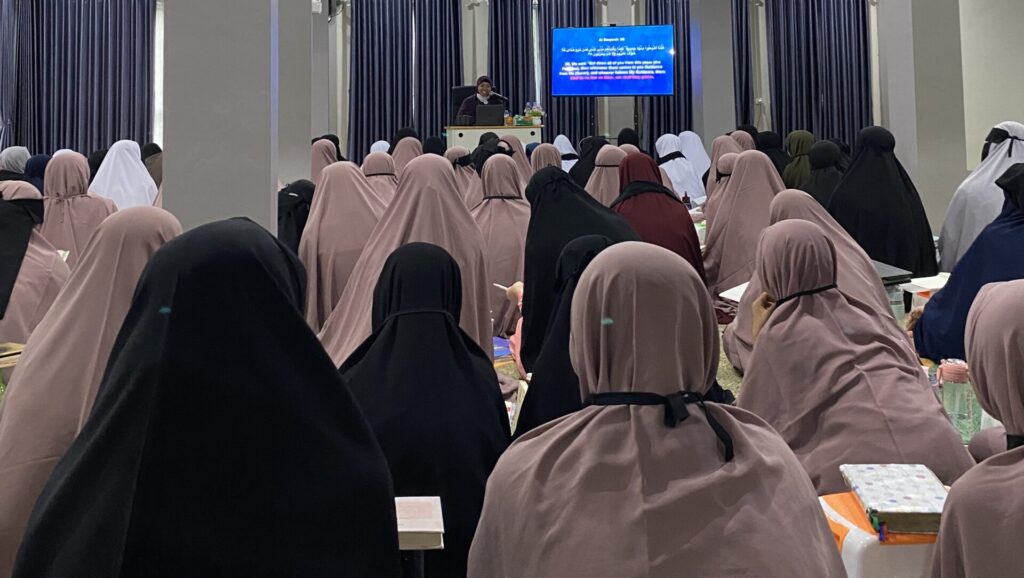Pesantren Tahfizh Khusus Putri di Bogor Ini Perkuat Komitmen Pembinaan Kesehatan Mental dan Spiritual Santriwati 4 Pesantren Tahfizh Khsuus Putri