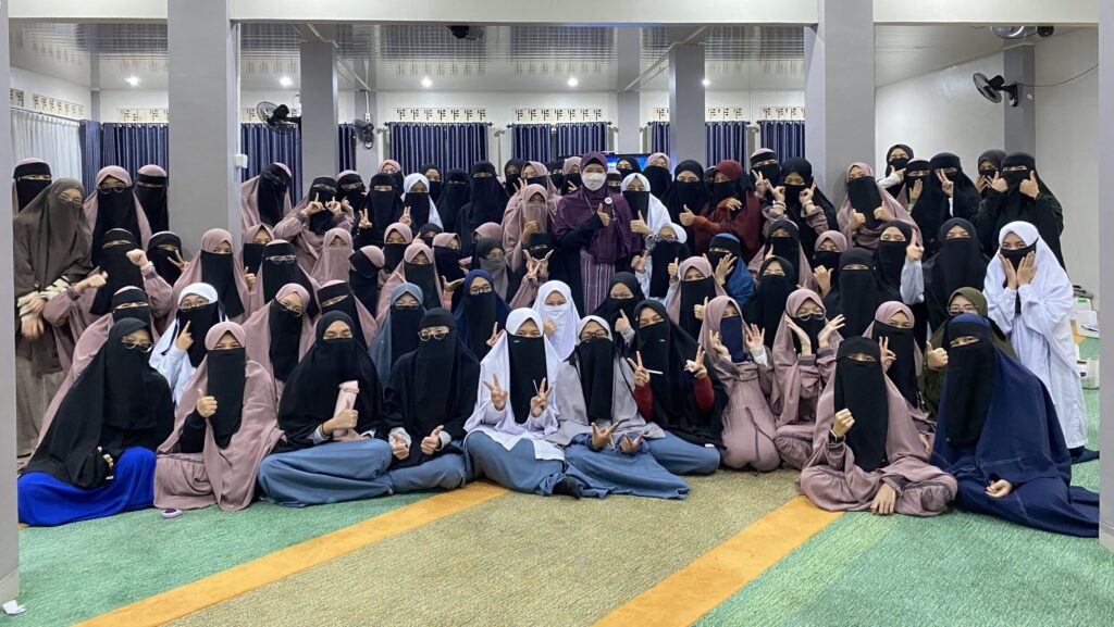 Pesantren Tahfizh Khusus Putri di Bogor Ini Perkuat Komitmen Pembinaan Kesehatan Mental dan Spiritual Santriwati 5 Pesantren Tahfizh Khusus Putri