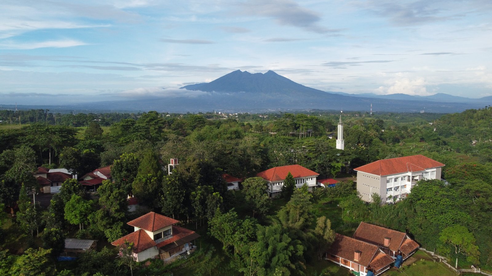 foto tampak udara Wadi Mubarak